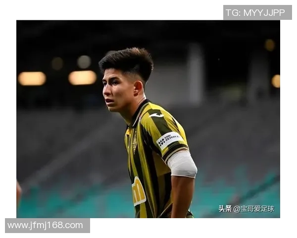 足球明星对亚洲球员的偏见与蔑视引发的争议与反思