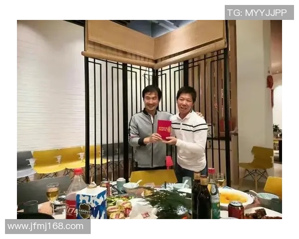 足球明星同框瞬间定格荣耀时刻分享无尽激情与友谊的美好回忆